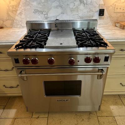 Wolf 36” Gas Range with Infrared Charbroiler