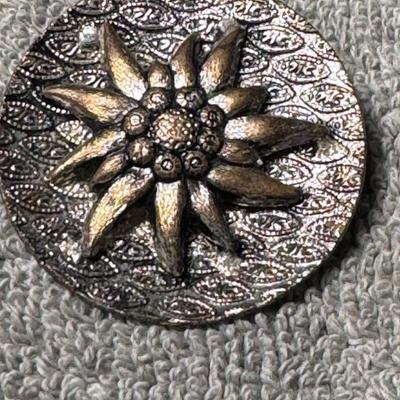 GESCH - Raised Silver Edelweiss Flower brooch
