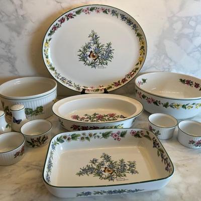 Royal Worcester England “Worcester Herbs” Dinnerware Set