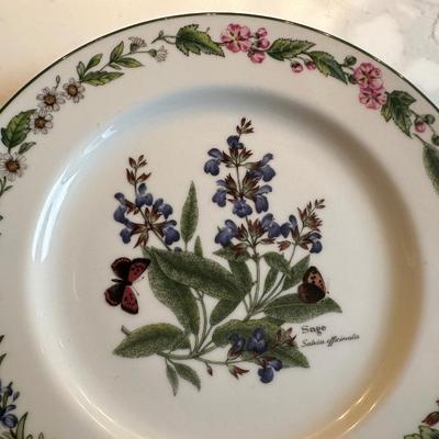 Royal Worcester England “Worcester Herbs” Dinnerware Set