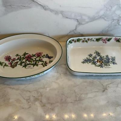 Royal Worcester England “Worcester Herbs” Dinnerware Set