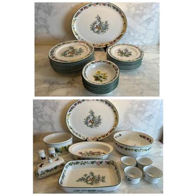 Royal Worcester England “Worcester Herbs” Dinnerware Set