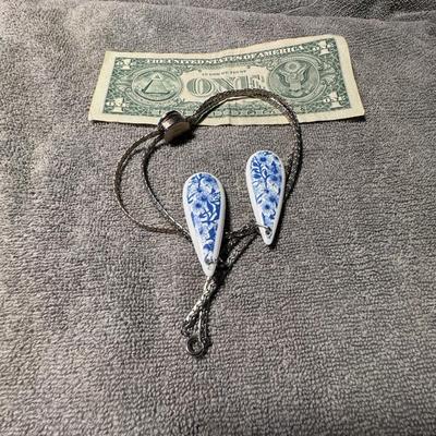 BOLO TIE