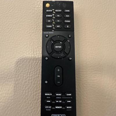 Onkyo Reciever, Sony BluRay, – Xantech Speaker Selector