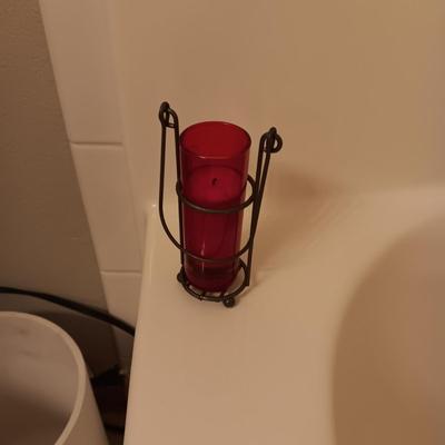 LASKO HEATER WITH REMOTE, CARDINAL CERAMIC WASTE CAN AND KLEENEX HOLDER PLUS A SET OF TOWELS