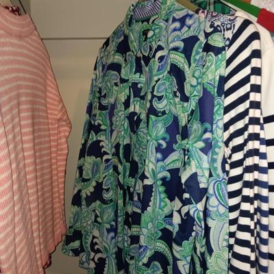 LADIES CASUAL CLOTHES FROM TALBOTS, CHICOS, COLDWATER CREEK, ETC (MEDIUM & 6-8 PANTS)