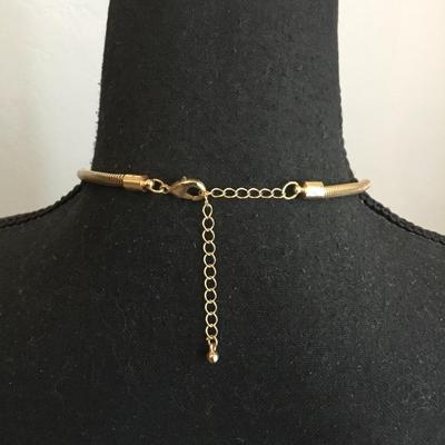 Beautiful very nice gold toned statement, necklace
