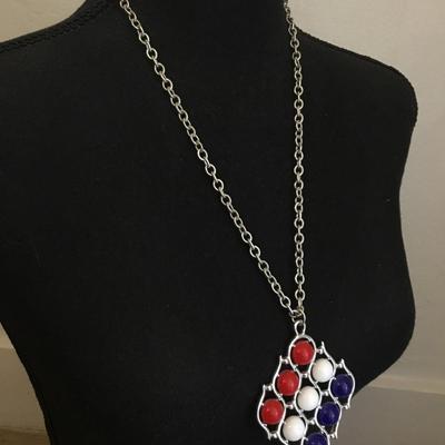 Beautiful vintage, Sarah Coventry statement, necklace, patriotic