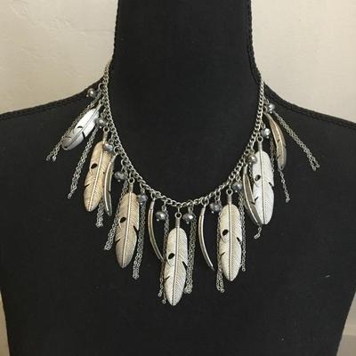 Beautiful, very nice Silver-tone feather statement, necklace