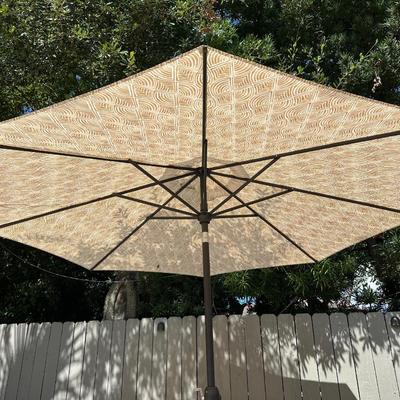 Outdoor Umbrella with Crank & Weighted Base