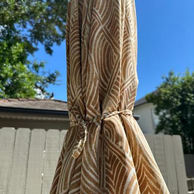Outdoor Umbrella with Crank & Weighted Base