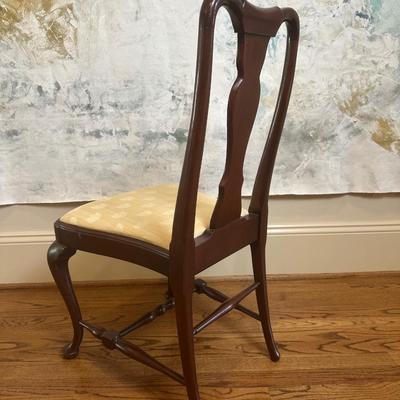 Hickory Chair Queen Anne Side Chair
