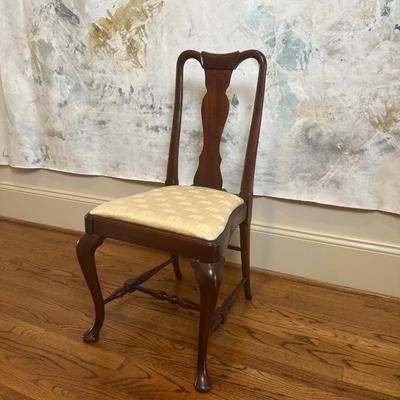 Hickory Chair Queen Anne Side Chair