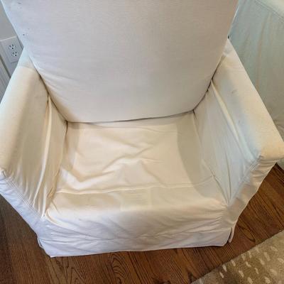 Lee Industries Slipcover Swivel Armchair (1 of 2)