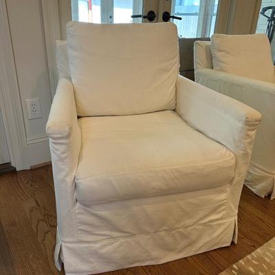 Lee Industries Slipcover Swivel Armchair (1 of 2)