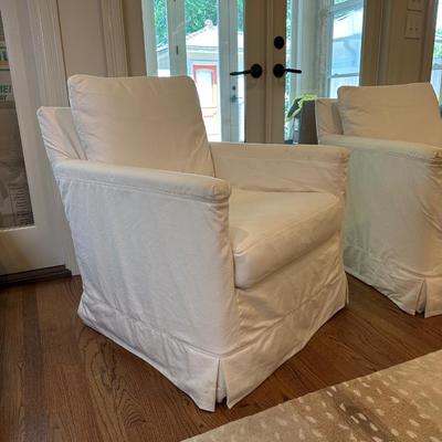 Lee Industries Slipcover Swivel Armchair (1 of 2)