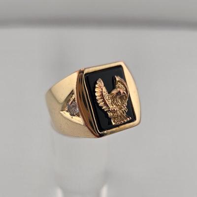 Lot 5: ( 18K GE ) w/ CZ Stones - Ring - 18g / Size 13.5