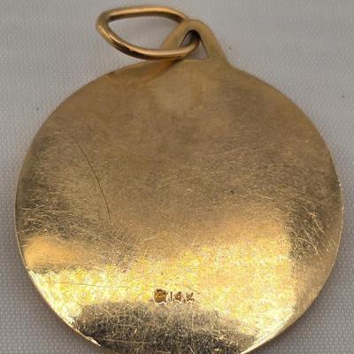 Lot 9: 14k Gold Saint Christopher Pendant - 9g
