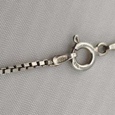 Lot 11: 925 Silver 30" Box Chain Necklace - 7g