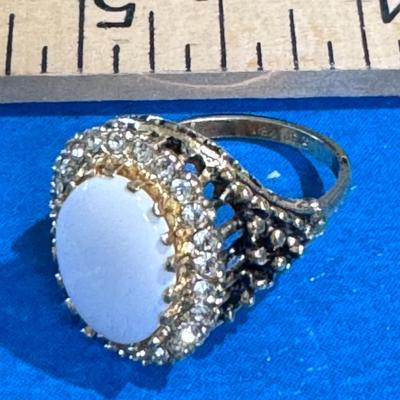 COCKTAIL RING