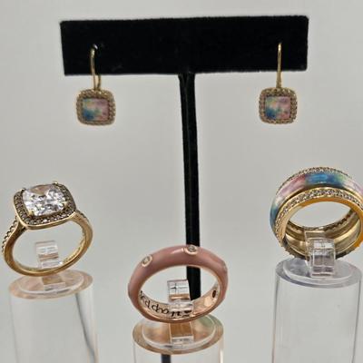 Lot 23: Misc. 925 Silver Rings/Earrings - 17g / Size 5.5 & 6