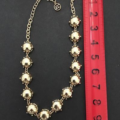 Sale Photo Thumbnail #159: Beautiful chunky gold tone Erica Lyons necklace. Please see attached photos.