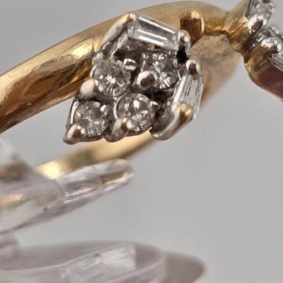 Lot 34: 14k Gold Wrap Ring with Baguette and Round Accent Diamonds - 2g / Size 5.5