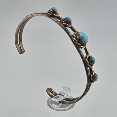 Lot 35: Native American Style Rings & Bracelet with Stones / Sizes 5.5 & 7