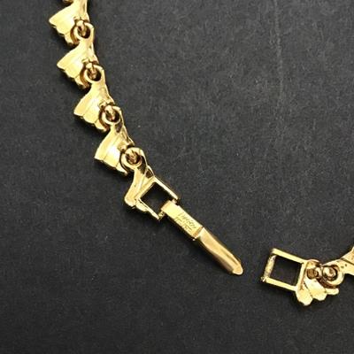 Sale Photo Thumbnail #195: Very nice vintage Napier gold tone, choker style necklace. Please see attached photos.
