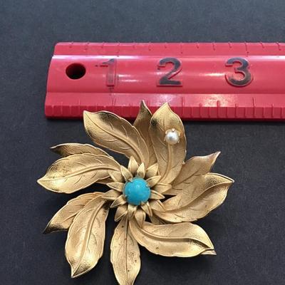 Sale Photo Thumbnail #242: Beautiful, antique gold tone, genuine pearl flower statement, brooch please see attached photos