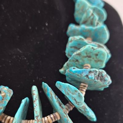 Lot 47: 17" Native American Style Turquoise Necklace