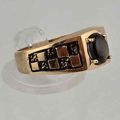 Lot 48: 10k Gold Plated on 925 Silver Ring - 4g / Size 9