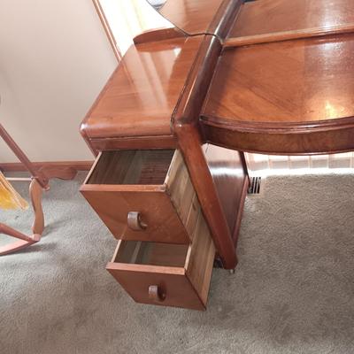 ANTIQUE VANITY WITH MIRROR
