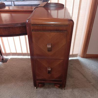 ANTIQUE VANITY WITH MIRROR