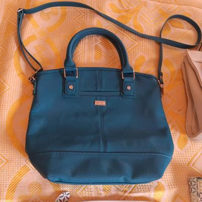 2 PURSES AND A TOTE WITH A MATCHING SMALLER BAG
