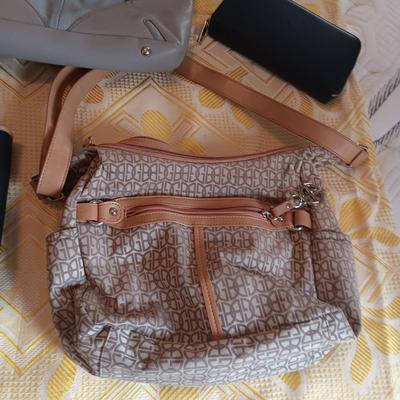 3 PURSES AND MORE