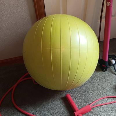 EXERCISE ITEMS AND STRETCH BOOK
