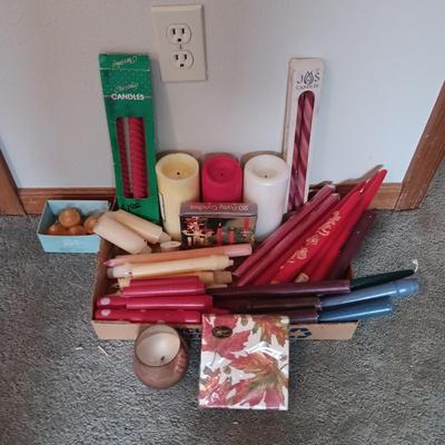 AN ASSORTMENT OF CANDLES
