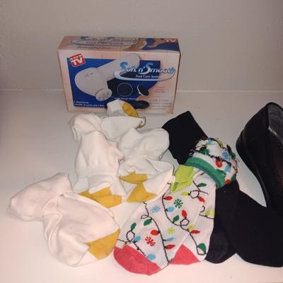 LADIES SHORT BOOTS AND CASUAL SHOES (SIZES 8 - 8.5) PLUS A FOOT CARE SYSTEM & SOCKS