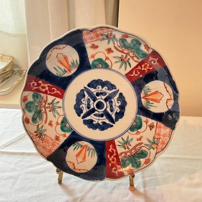 935 Antique imari 9" Plate
