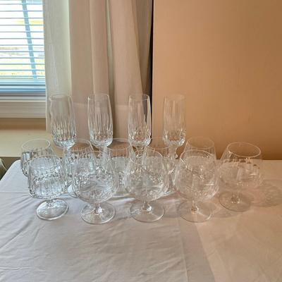938 Large 14pc Set of Schott Zwiesel German Cut Crystal Stemware