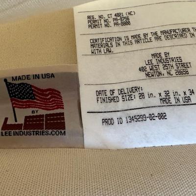 Lee Industries Slipcover Swivel Armchair (2 of 2)