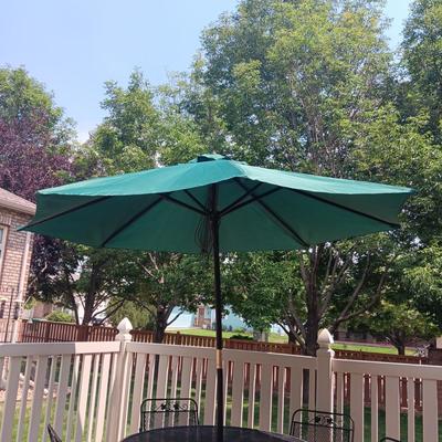ROUND METAL MESH PATIO TABLE WITH 4 CHAIRS, UMBRELLA STAND AND UMBRELLA