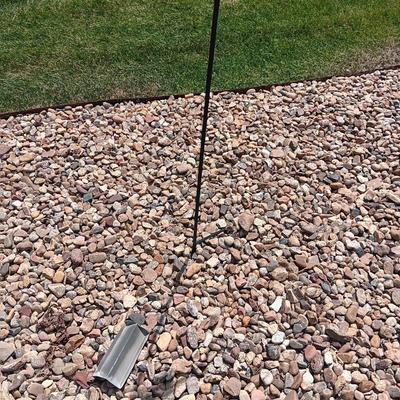 2 PIECE CONCRETE BIRD BATH & SHEPHERDS HOOK