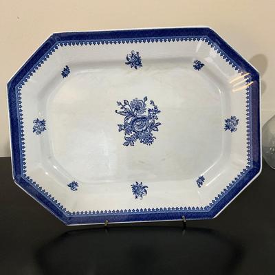 970 Wedgwood Jasperware Bowl With Stoneware Platter
