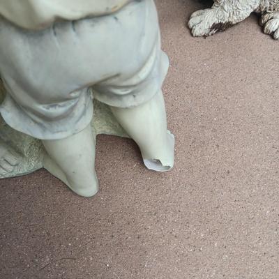 2 RESIN YARD ARTS
