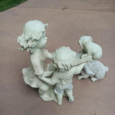 2 RESIN YARD ARTS
