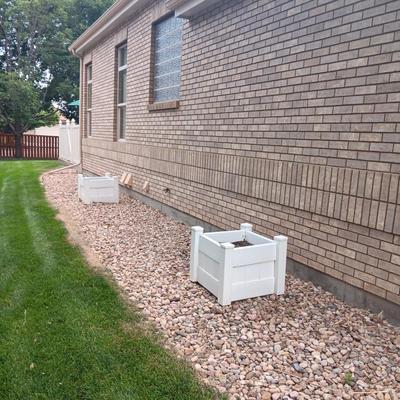 2 MATCHING PLANTER BOXES