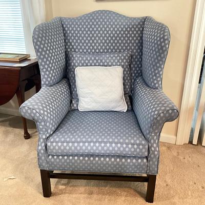 976 Antique Mahogany Blue Upholstered Wing Back Chair