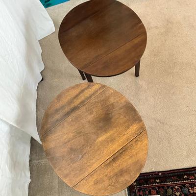 977 Pair of Mahogany Small Drop Leaf Side Tables